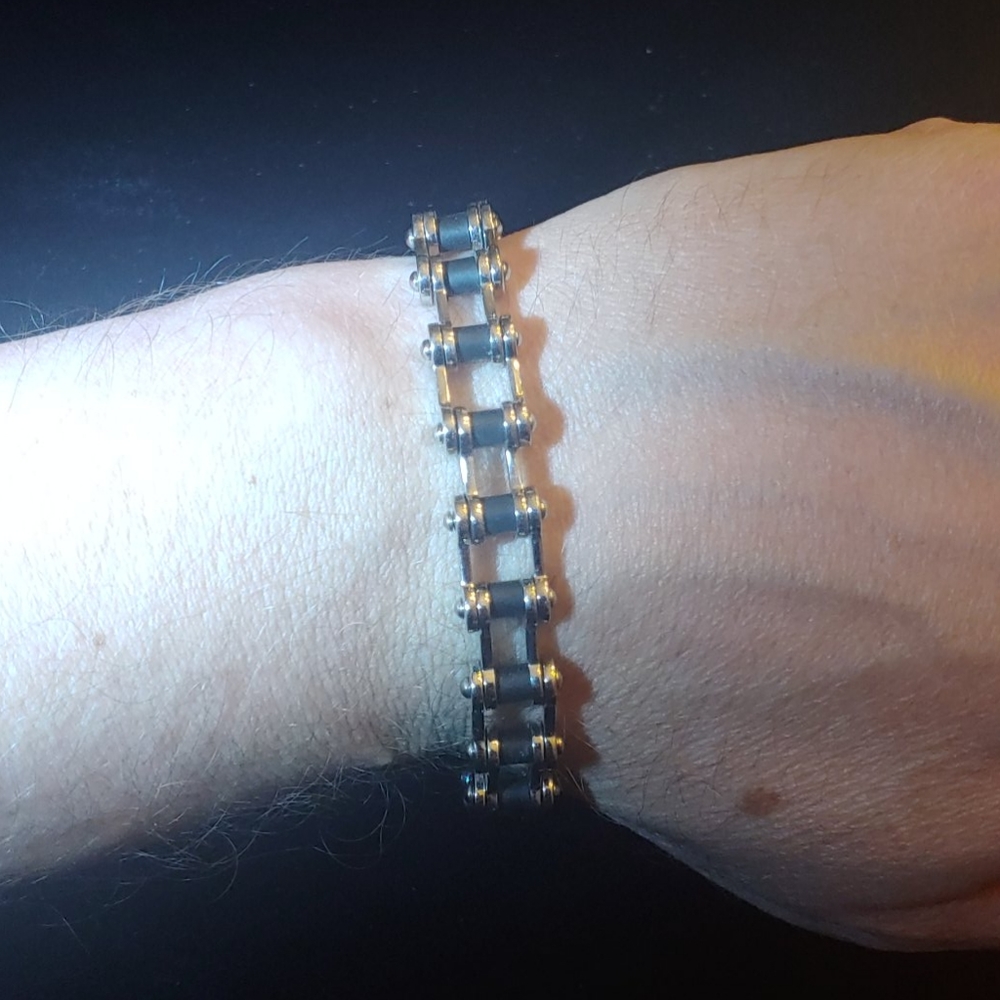 Men's Stainless Steel Railroad Braceket